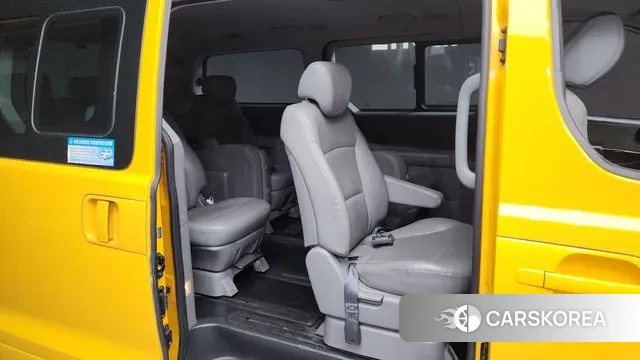 Hyundai The New Grand Starex 2018 Желтый из Кореи, фото 3