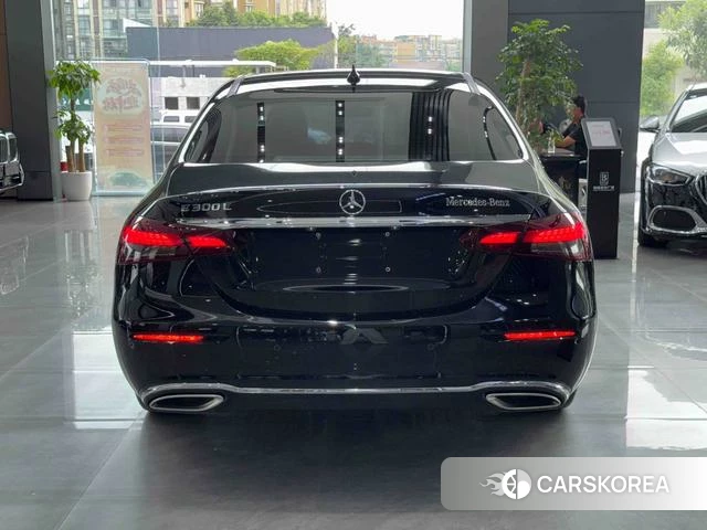 Mercedes-Benz E-class 2021 Черный из Китая, фото 3
