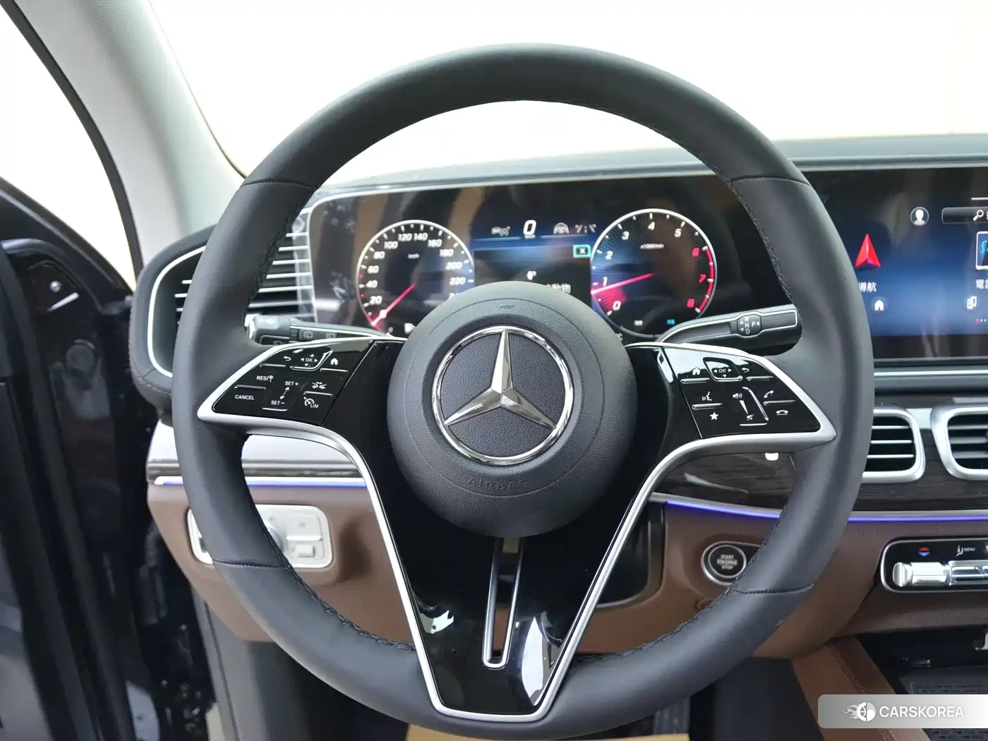 Mercedes-Benz GLE (imported) 2026 Черный из Китая, фото 3
