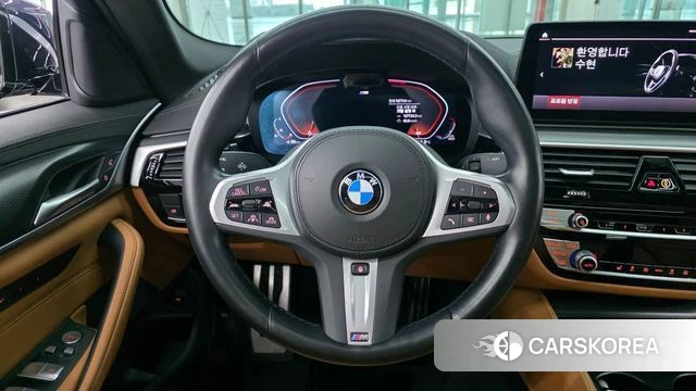 BMW 5 Series (G30) 2022 Черный из Кореи, фото 3