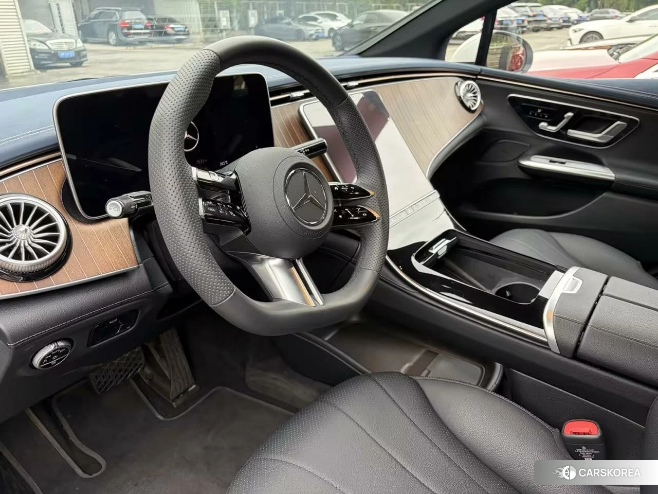 Mercedes-Benz EQE 2024 Белый из Китая, фото 3
