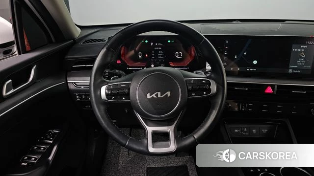 Kia The New K5 3rd generation 2025 Белый из Кореи, фото 3