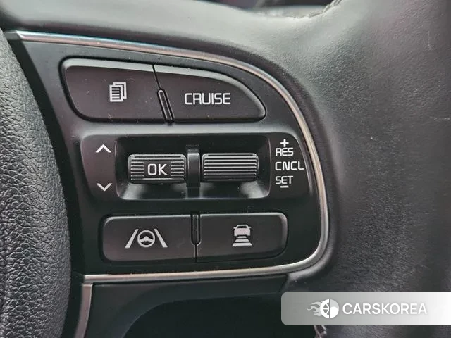 Kia Niro Plus 2022 Серебряный из Кореи, фото 3