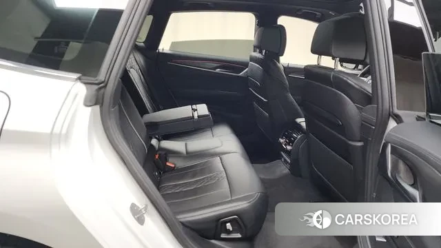 BMW 6 Series GT (G32) 2022 Белый из Кореи, фото 3