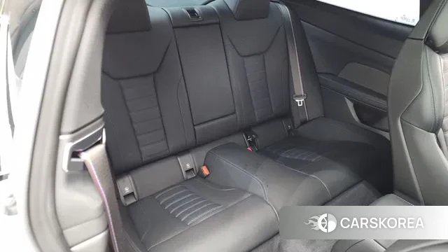 BMW 4 Series (G22) 2025 Черный из Кореи, фото 3