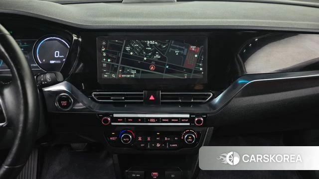 Kia Niro Plus 2022 Серебряный из Кореи, фото 3