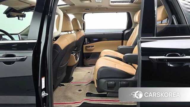 Kia Carnival 4th generation 2022 Черный из Кореи, фото 3