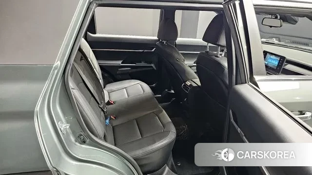 Ssangyong Torres 2023 Зеленый из Кореи, фото 3