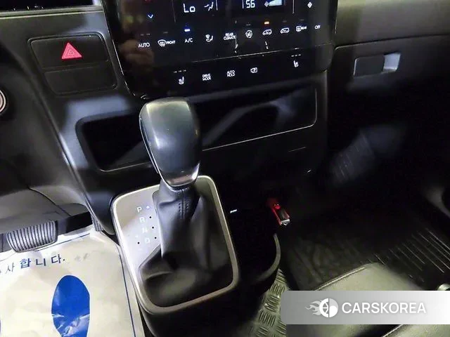 Hyundai Staria 2021 Черный из Кореи, фото 3