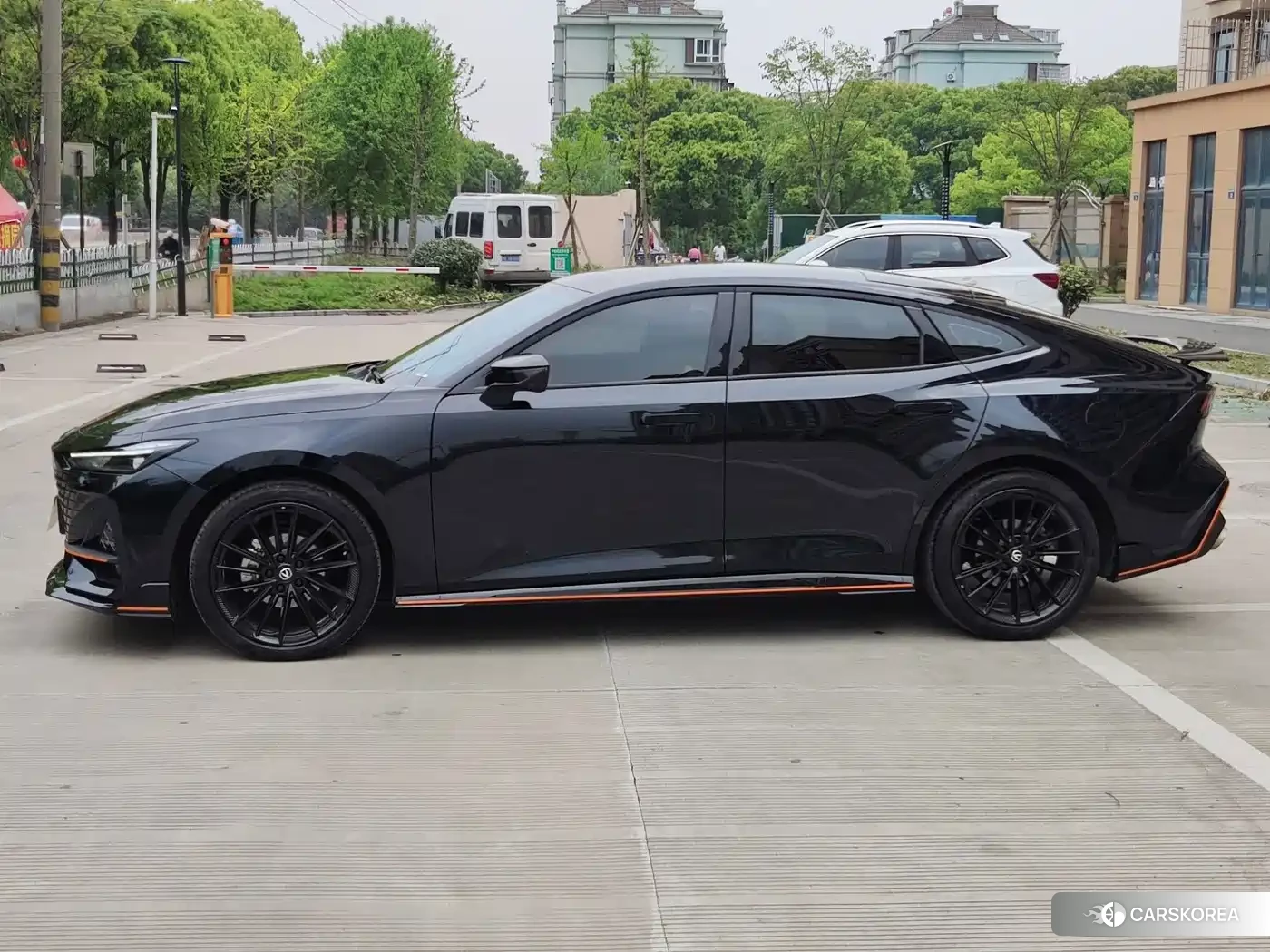 Chang'an UNI-V 2023 Черный из Китая, фото 3