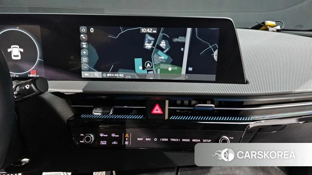 Kia EV6 2023 Серый из Кореи, фото 3