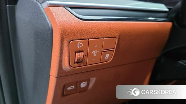 Kia The New K5 Hybrid 3rd generation 2023 Белый из Кореи, фото 3