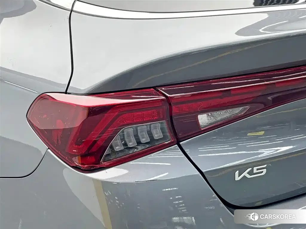 Kia K5 2023 Silver/gray из Китая, фото 3