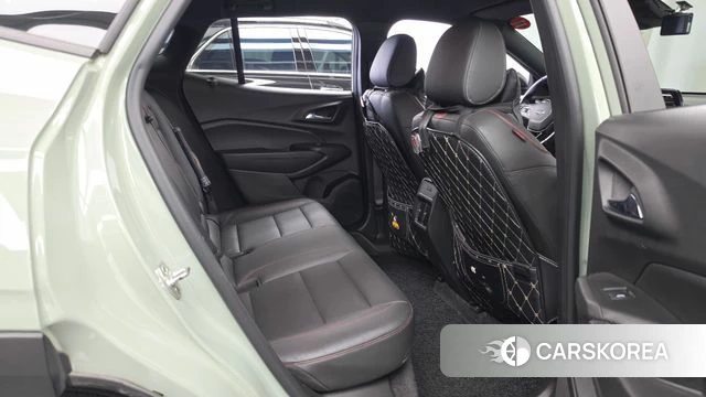 Chevrolet (GM Daewoo) Trax Crossover 2023 Цвет галактики из Кореи, фото 3