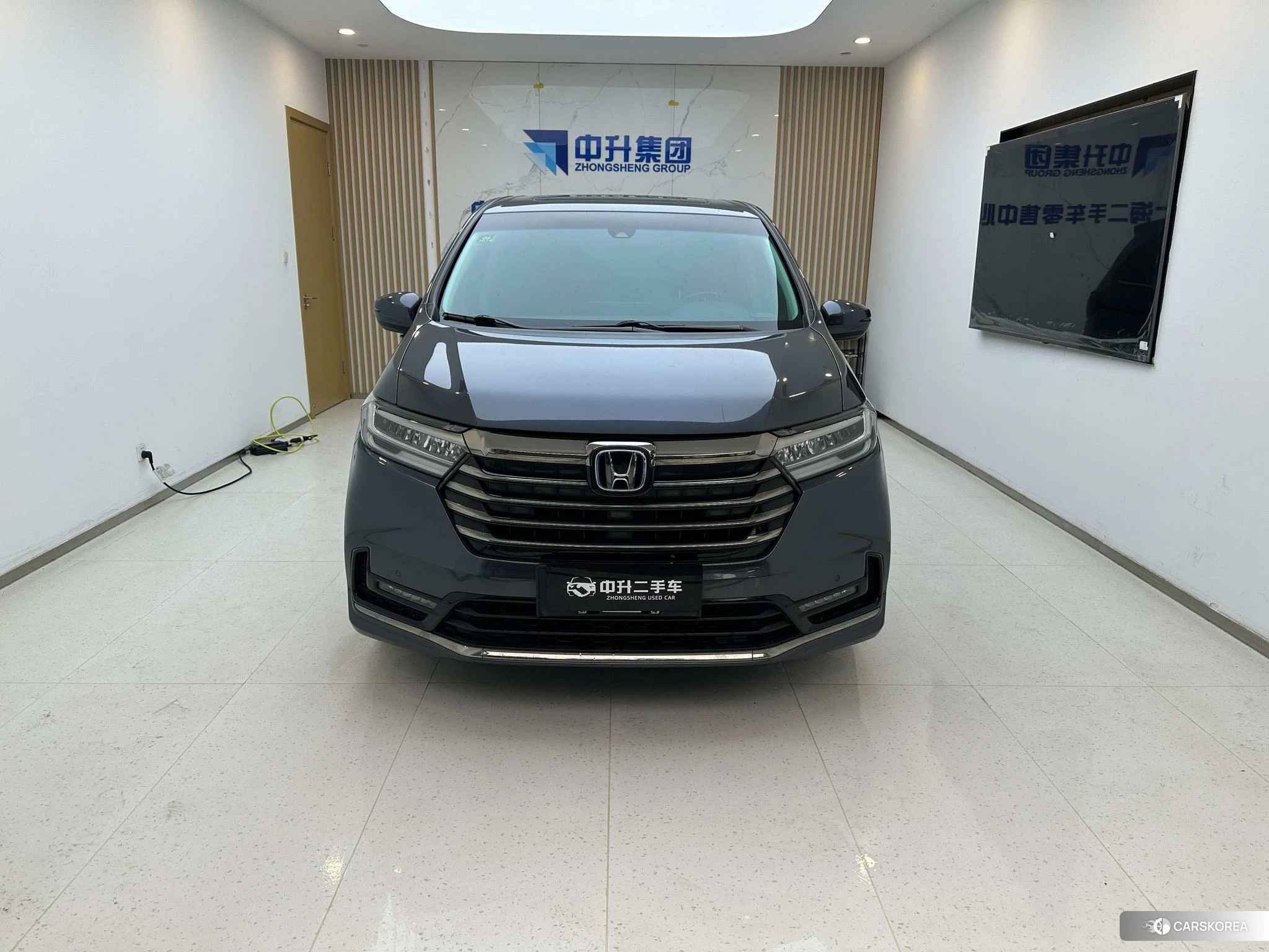 Honda Odyssey 2021 Темно-серый из Китая, фото 3