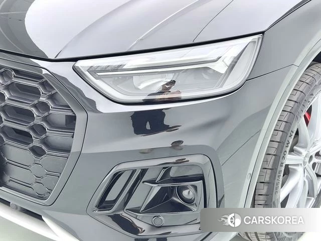 Audi Q5L 2022 Черный из Китая, фото 3