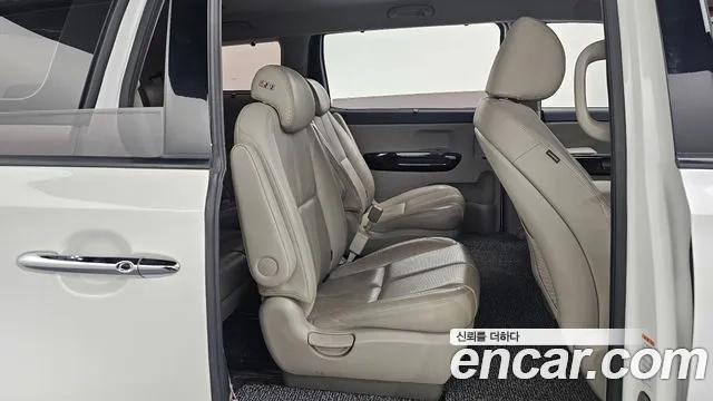 Kia The New Carnival 2018 Белый из Кореи, фото 3