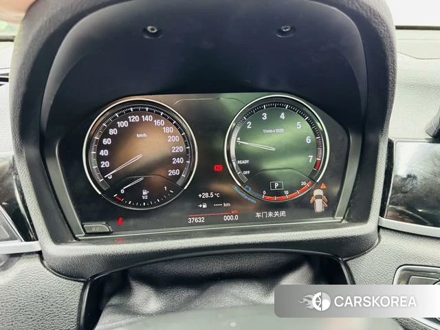 BMW X1 2021 Белый из Китая, фото 3
