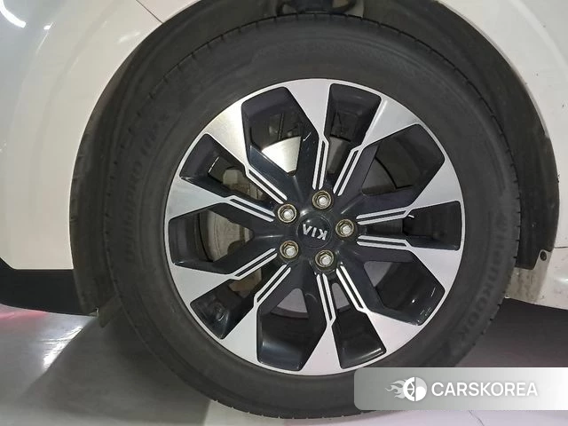 Kia Carnival 4th generation 2021 Белый из Кореи, фото 3