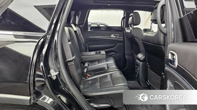 Jeep Grand Cherokee id 3795655 из Кореи 3