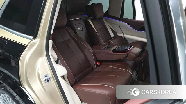 Mercedes-Benz GLS - Class X167 2023 Золотой двухцветный из Кореи, фото 3