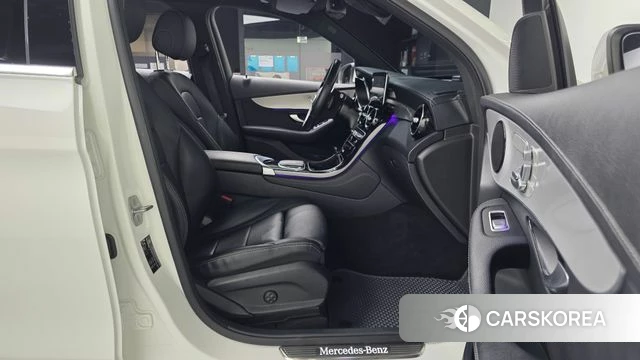 Mercedes-Benz GLC-Class X253 2021 Белый из Кореи, фото 3