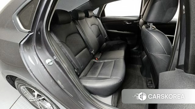 Kia The New K3 2nd generation 2023 Серый из Кореи, фото 3