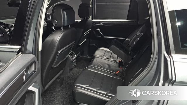 Volkswagen Tiguan second Generation 2020 Серый из Кореи, фото 3