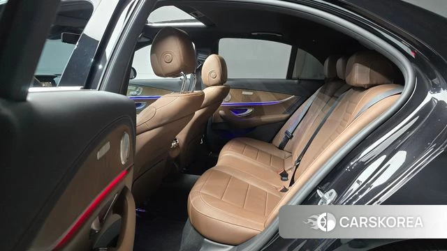 Mercedes-Benz E-Class W213 2022 Черный из Кореи, фото 3