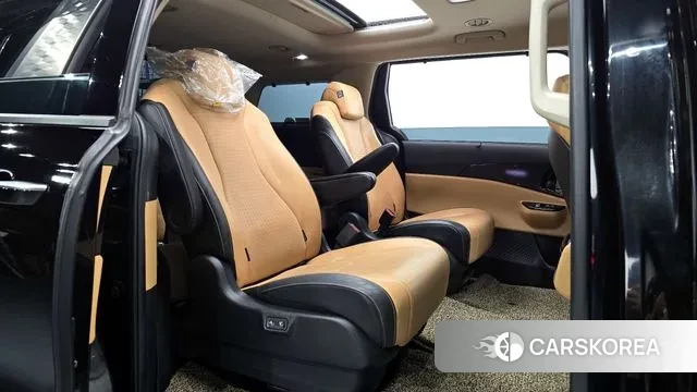 Kia Carnival 4th generation 2022 Черный из Кореи, фото 3