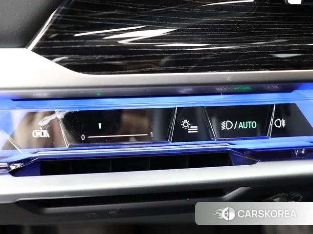 BMW 7 Series (G70) 2025 Черный из Кореи, фото 3