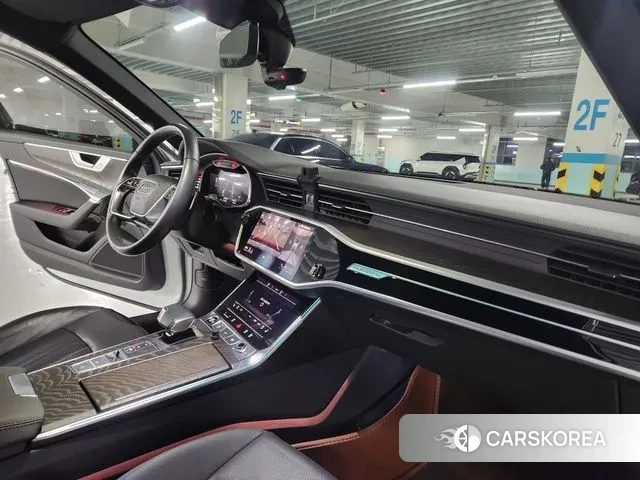 Audi A6 (C8) 2021 Белый из Кореи, фото 3