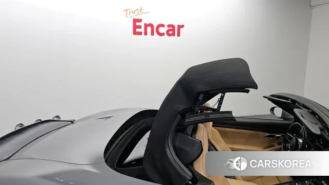 Porsche 718 Boxster 2019 Серый из Кореи, фото 3