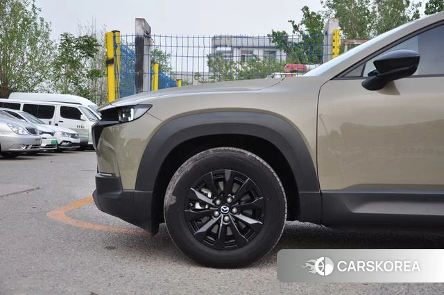 Mazda CX-50 line also 2024 Желтый из Китая, фото 3