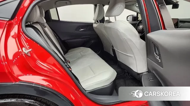 Toyota Prius 5th Generation 2024 Красный из Кореи, фото 3