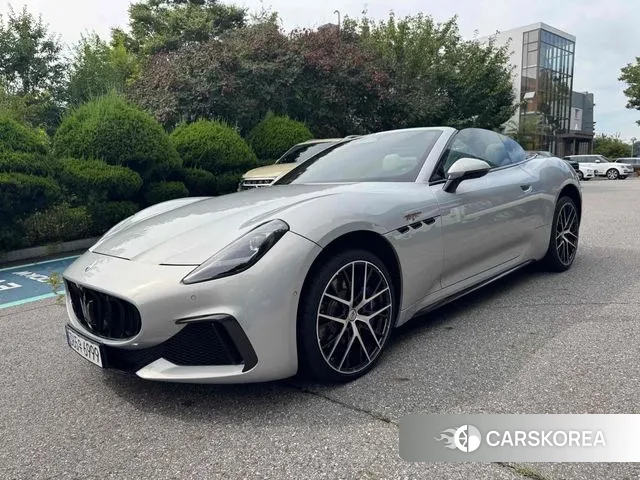 Maserati Grancabrio 2nd Generation 2024 Белый из Кореи, фото 3