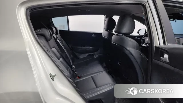 Kia Sportage The Bold 2021 Белый из Кореи, фото 3