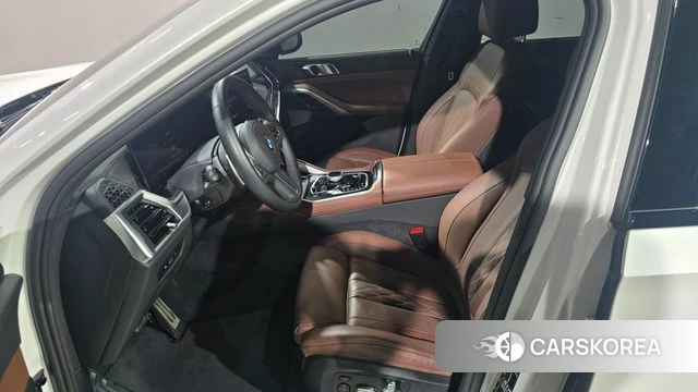 BMW X6 (G06) 2025 Белый из Кореи, фото 3