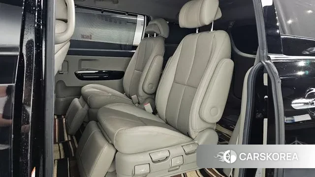 Kia The New Carnival 2019 Черный из Кореи, фото 3