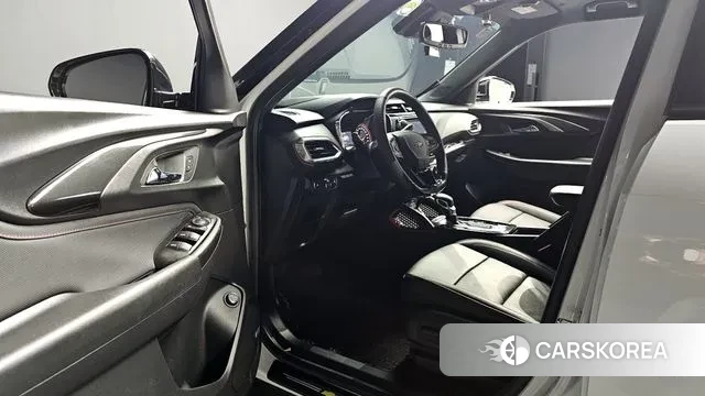 Chevrolet (GM Daewoo) Trailblazer 2021 Белый из Кореи, фото 3