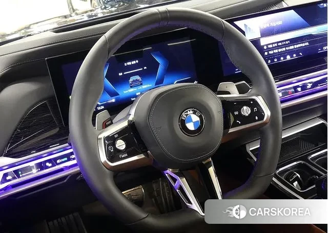 BMW 7 Series (G70) 2025 Черный из Кореи, фото 3