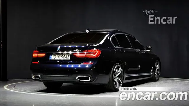 BMW 7 Series (G11) 2018 Черный из Кореи, фото 3