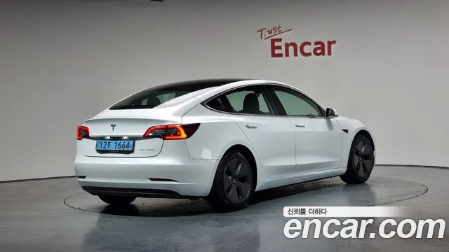 Tesla Model 3 2020 Белый из Кореи, фото 3