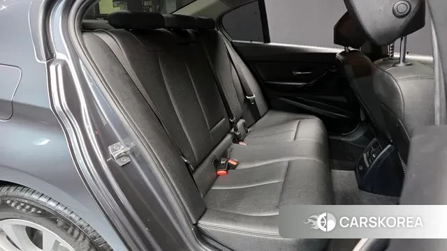 BMW 3 Series (F30) 2018 Серый из Кореи, фото 3