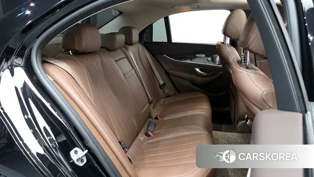 Mercedes-Benz E-Class W213 2020 Черный из Кореи, фото 3