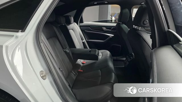 Audi A6 (C8) 2023 Белый из Кореи, фото 3