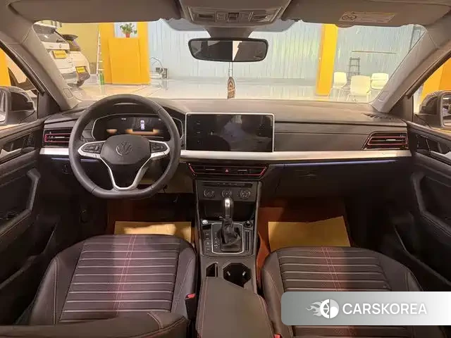 Volkswagen Lavida 2025 Белый из Китая, фото 3