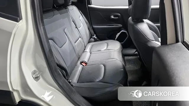 Jeep Renegade 2018 Белый из Кореи, фото 3