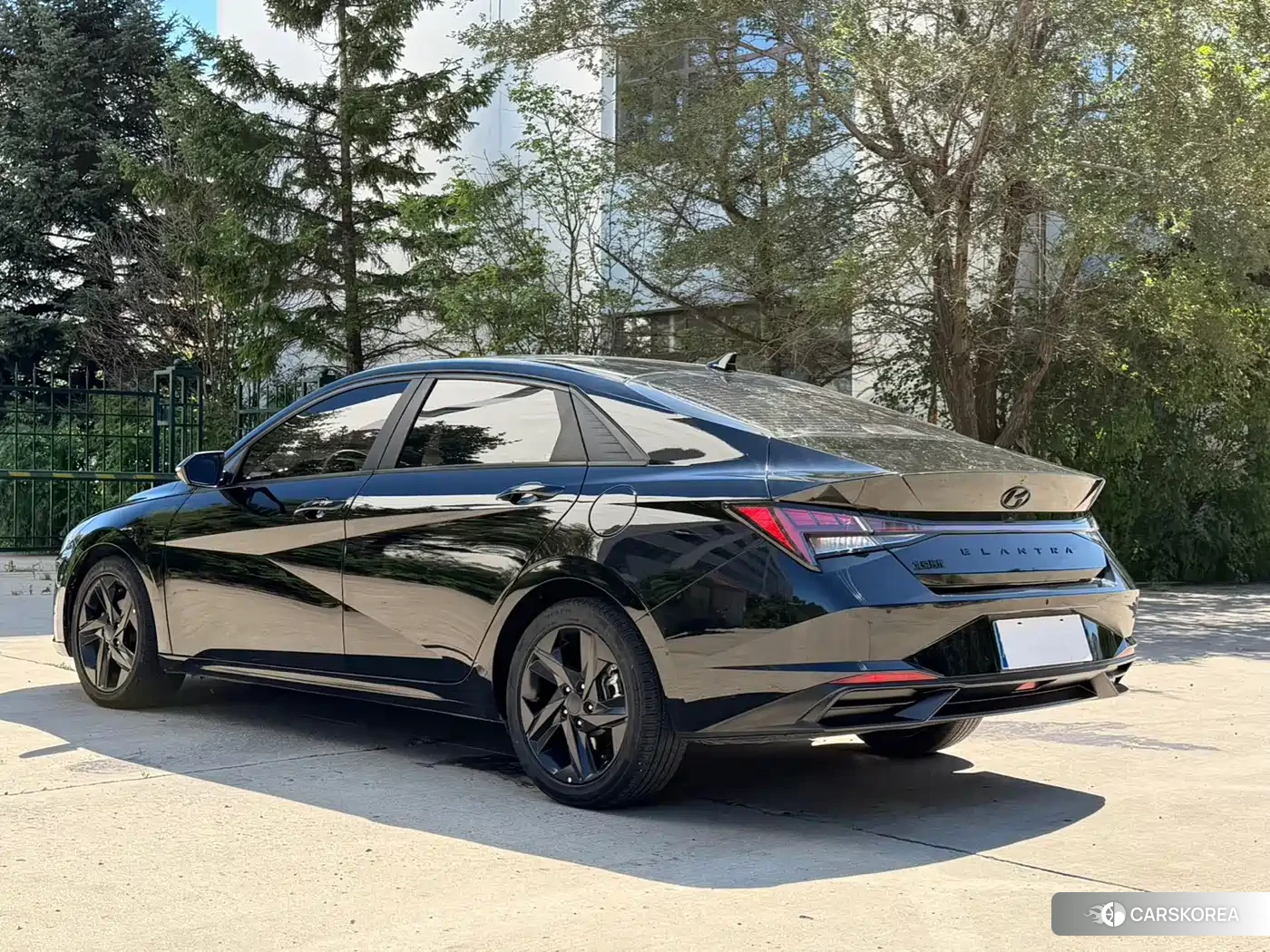 Hyundai Elantra 2022 Черный из Китая, фото 3