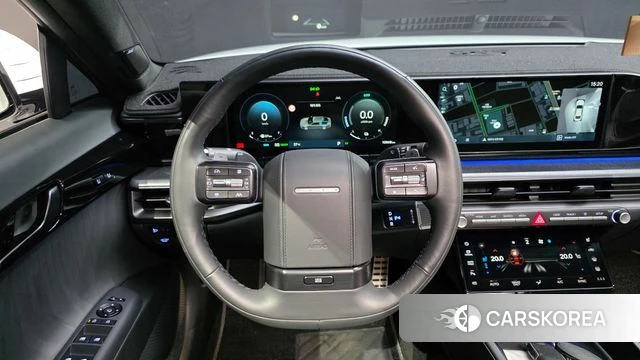 Hyundai Grandeur Hybrid (GN7) 2023 Белый из Кореи, фото 3